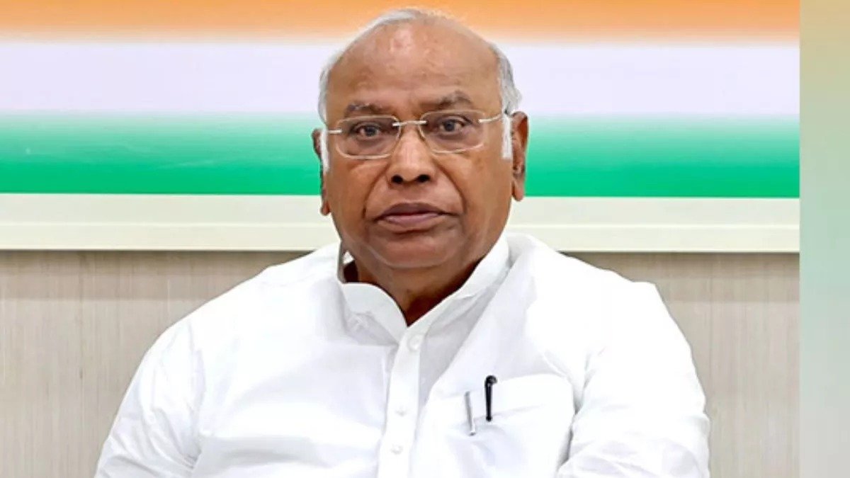 वक्फ बिल के ज़रिए मुसलमानों की संपत्तियों पर नज़र,मल्लिकार्जुन खड़गे का सरकार पर हमला