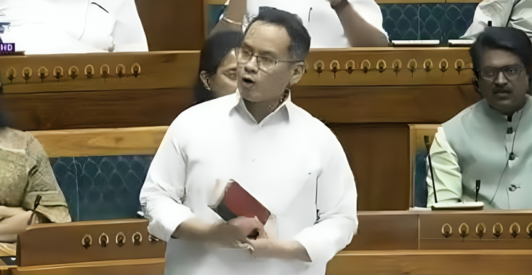 वक्फ बिल पर कांग्रेस का हमला: ‘डाइल्यूट, डिफेम, डिवाइड, डिसेन्फ्रेंचाइज़’?