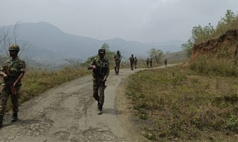 असम पुलिस का बड़ा खुलासा, पाकिस्तान को OTP भेजकर भारत में व्हाट्सएप एक्टिवेट कराने वाले 7 लोग गिरफ्तार