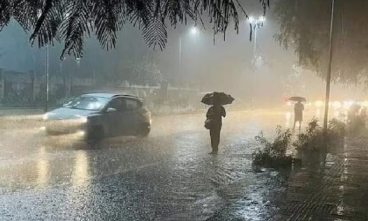भारत में मानसून की चेतावनी: तेज हवाओं के साथ भारी बारिश का अलर्ट