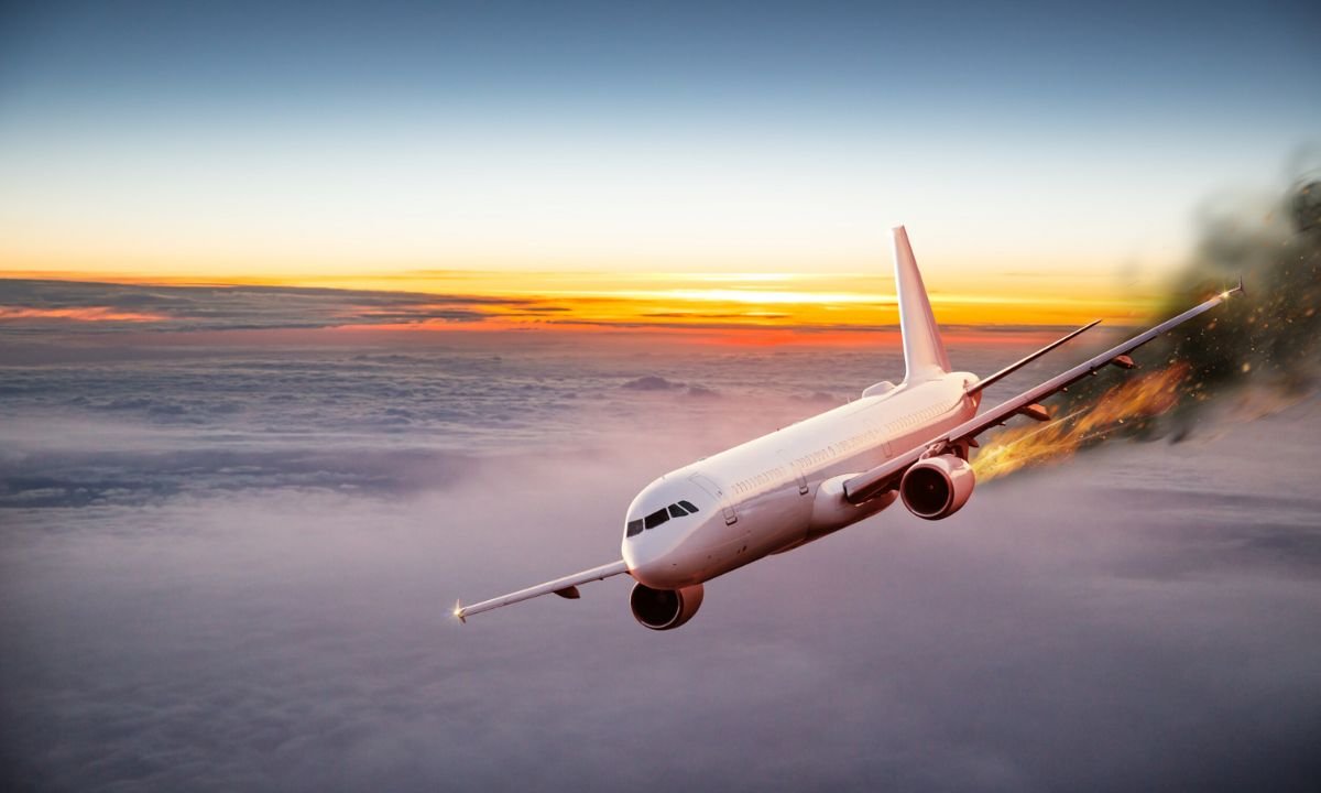 “टेकऑफ और लैंडिंग में सबसे अधिक विमान हादसे, इंजन फेल्योर बना बड़ा कारण”