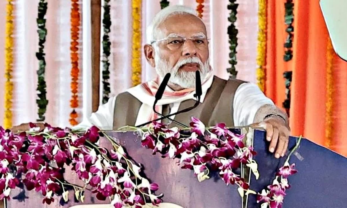 पीएम मोदी का सिवान दौरा: बिहार चुनाव से पहले महागठबंधन पर तीखा हमला