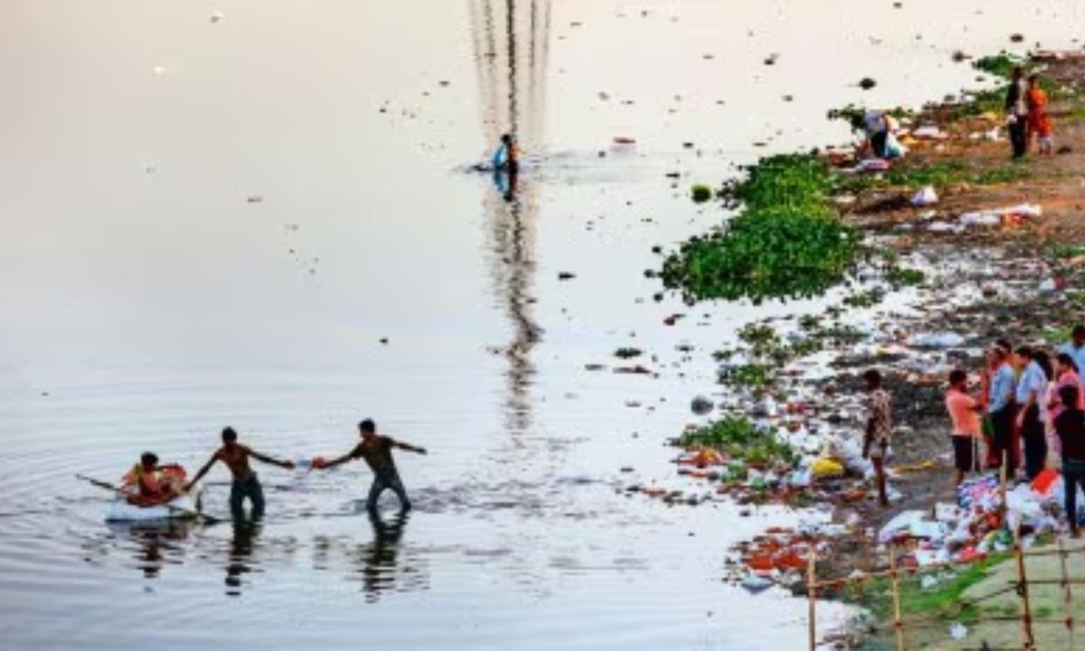 दिल्ली में यमुना सफाई अभियान: ₹8000 करोड़ की लागत से 45 पॉइंट्स एक्शन प्लान लागू, 2027 तक बड़े बदलाव की तैयारी