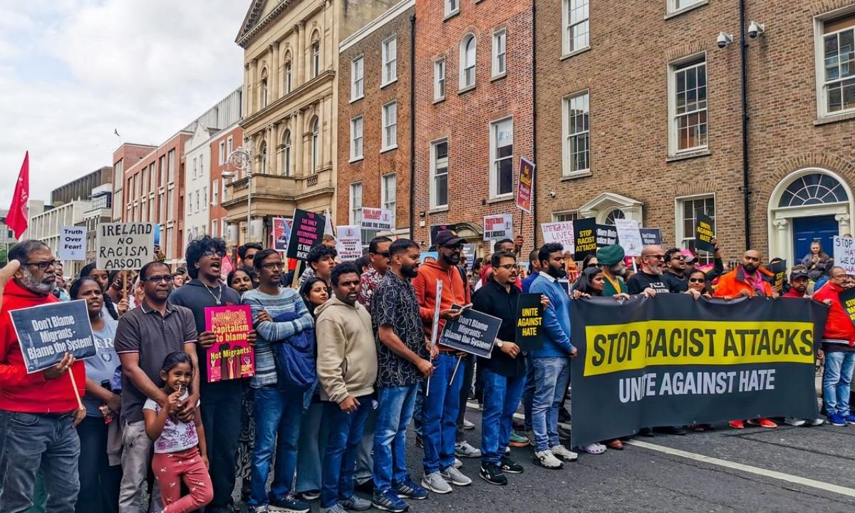 आयरलैंड में भारतीय समुदाय: योगदान, चुनौतियाँ और हाल के हमले