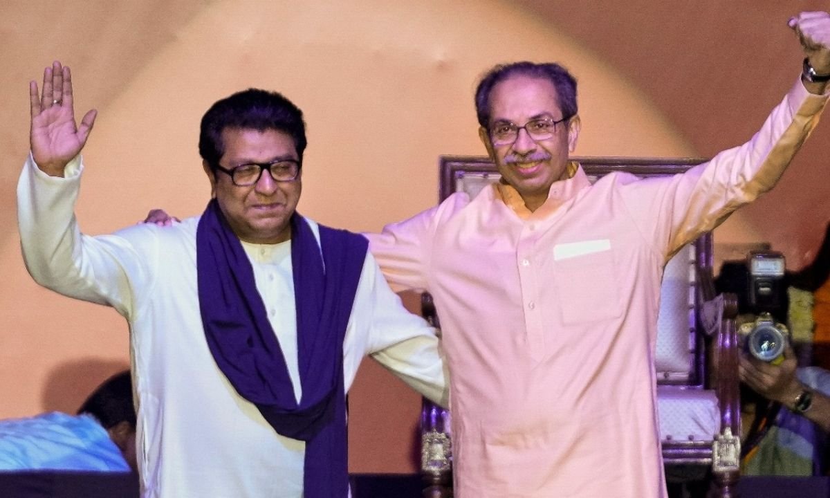 महाराष्ट्र में हिंदी-मराठी भाषा विवाद: संजय राउत और निशिकांत दुबे के बीच जुबानी जंग