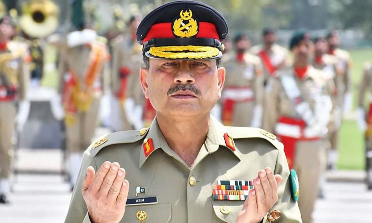 अजरबैजान ने फिर दिखाया पाकिस्तान के प्रति प्रेम: असीम मुनीर को किया सम्मानित