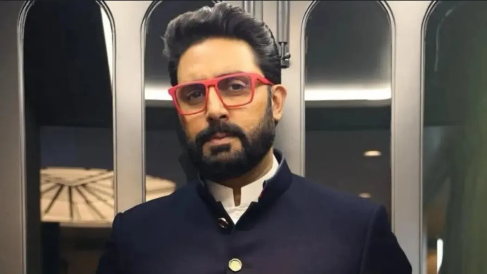 अभिषेक बच्चन को मिली दिल्ली HC से बड़ी राहत: नाम, तस्वीर और आवाज़ के अनधिकृत उपयोग पर रोक