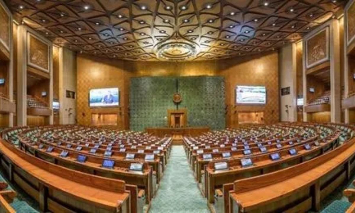 संसद शीतकालीन सत्र: 1-19 दिसंबर, 15 बैठकें; विपक्ष बोला- छोटा सत्र, सरकार भाग रही?