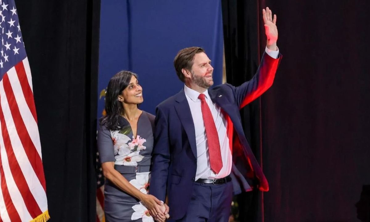 JD Vance का विवादित बयान: उषा वेंस के धर्म पर टिप्पणी से भड़का अमेरिकी हिंदू समुदाय का गुस्सा
