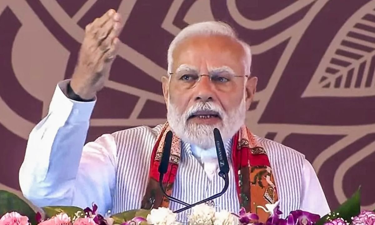 पीएम मोदी की आरा रैली: ‘ऑपरेशन सिंदूर’ पर कांग्रेस-RJD सदमे में, जंगलराज लौटने नहीं देंगे!