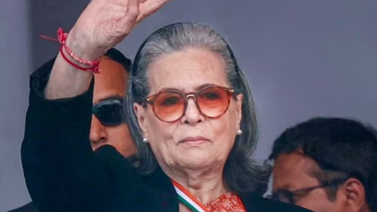 सोनिया गांधी का मोदी सरकार पर हमला: VB-G RAM G बिल को बताया ‘काला कानून’, मनरेगा पर ‘बुलडोजर’