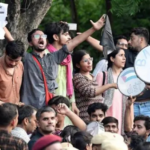JNU में लगे पीएम मोदी और अमित शाह के खिलाफ नारे
