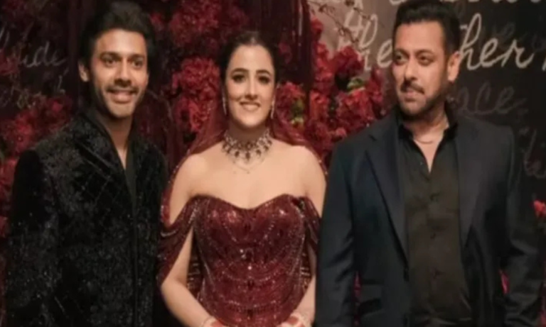 बॉलीवुड की नूपुर सेनन ने स्टेबिन बेन संग रचाई शादी, ग्रैंड रिसेप्शन में सलमान खान भी रहे शामिल