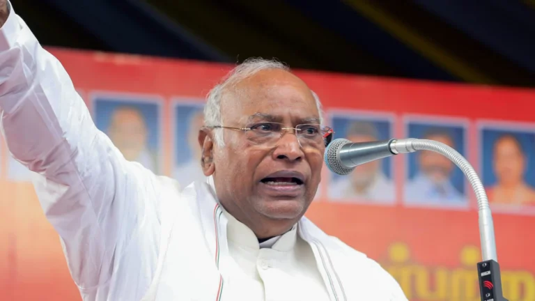 b8mkhv8_mallikarjun-kharge_625x300_04_June_26