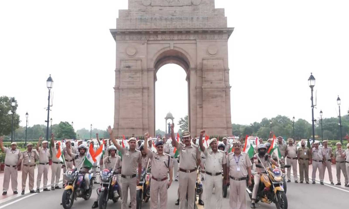 Delhi Police Tiranga Rally